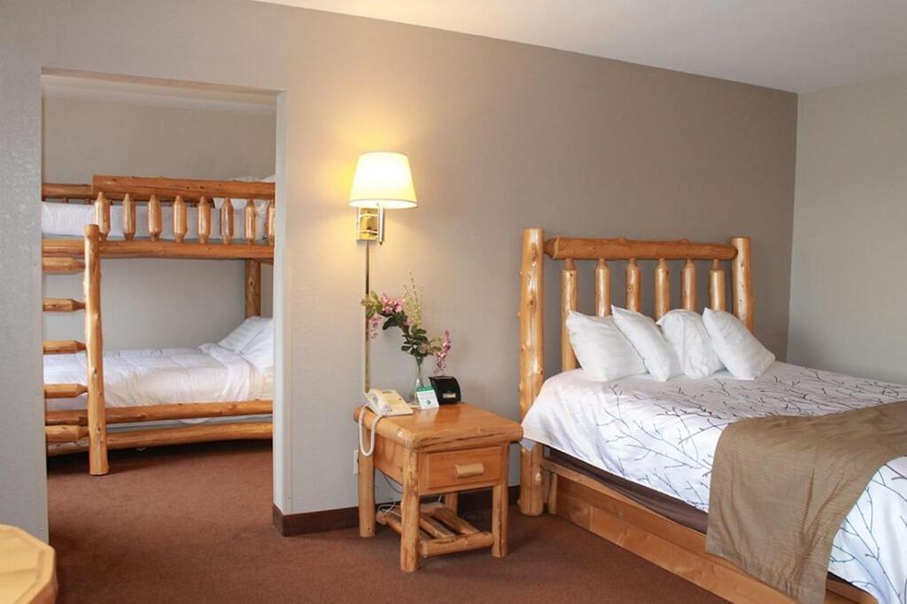 Edmore Inn Extérieur photo