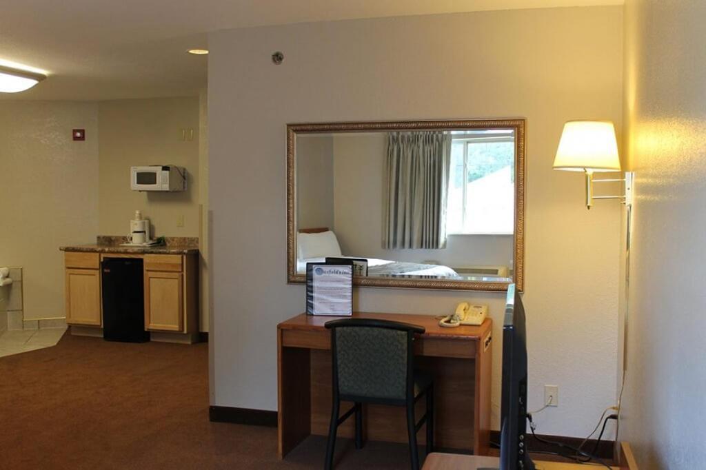 Edmore Inn Extérieur photo